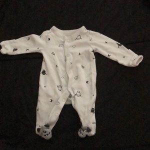 Baby  black and white onesie